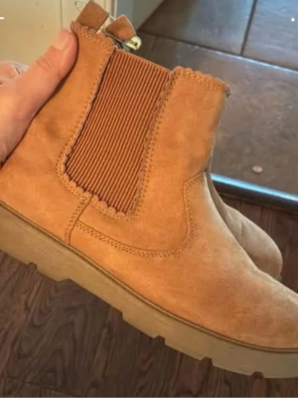 Old Navy Girls' Tan Chelsea-Style Suede Boots